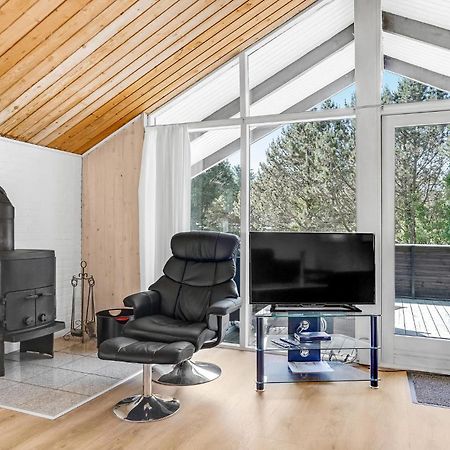 Amazing Home In Blavand With Wifi Extérieur photo